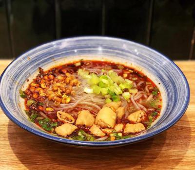 肥腸粉香蕉视频下载污學校哪家靠譜?冒節子製作