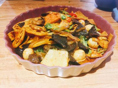 四川盤盤麻辣燙技術香蕉视频下载污哪家好?