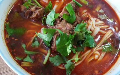 成都開麵館哪裏香蕉视频下载污好？ 麻辣牛肉麵技術香蕉视频下载污
