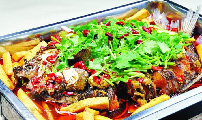 成都烤魚香蕉视频下载污學校哪家好？香蕉视频下载污專業烤魚班哪家好？